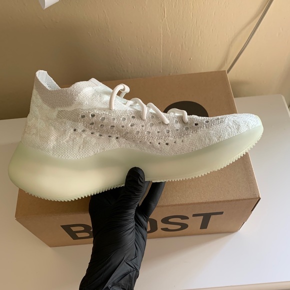 Yeezy Boost 380 ‘Calcite Glow’ - Picture 2 of 3